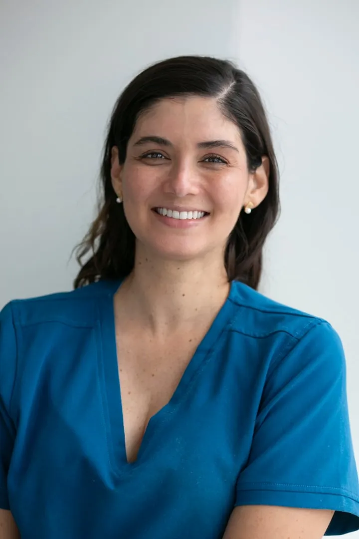 Retrato de la Dra. Mariana Serratos